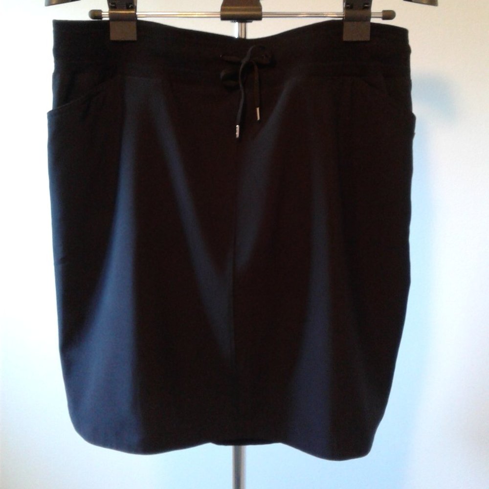 Cleo Black Skirt Size 16